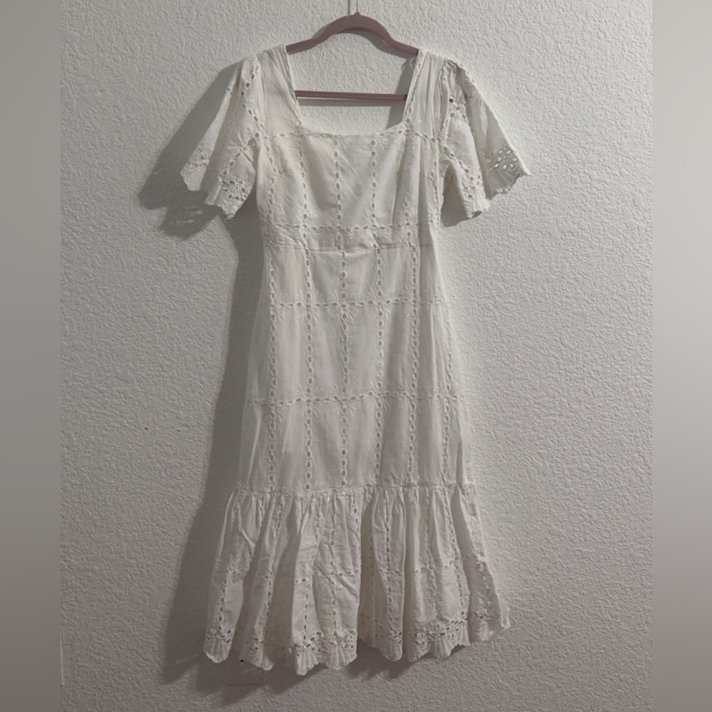 Lalavon White Dress